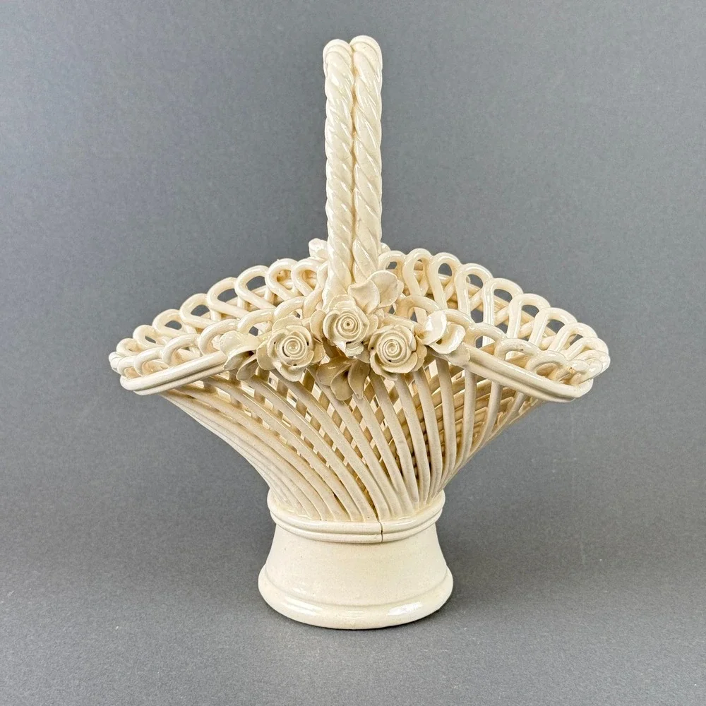 Ceramic Lattice‎ Basket Vintage Cream Floral Rose Twisted Handle 9.5in Excellent